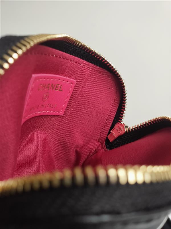 2026127215436921 210